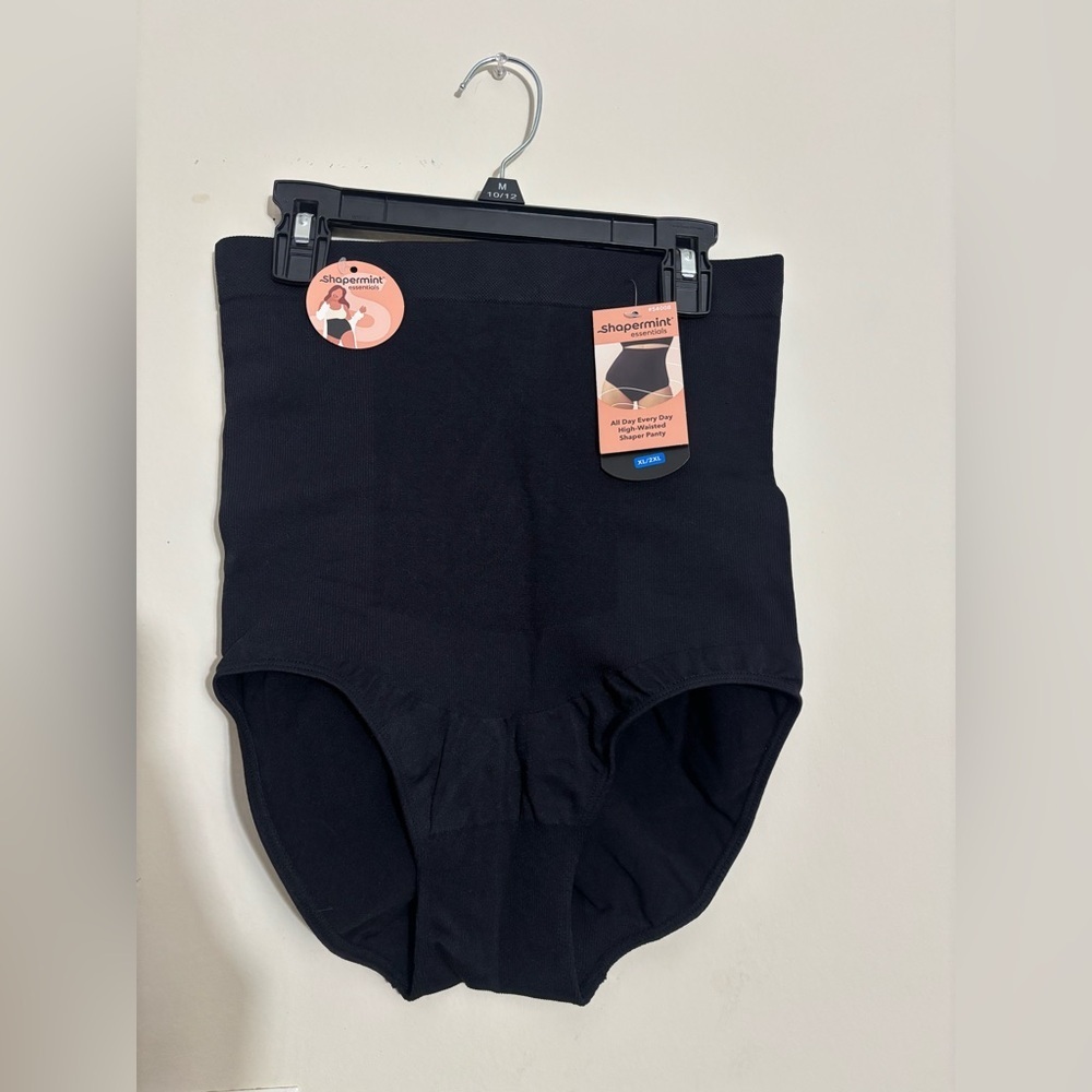 Shapermint Essentials All Day Every Day High-Waisted Shaper Panty
XL/2XL